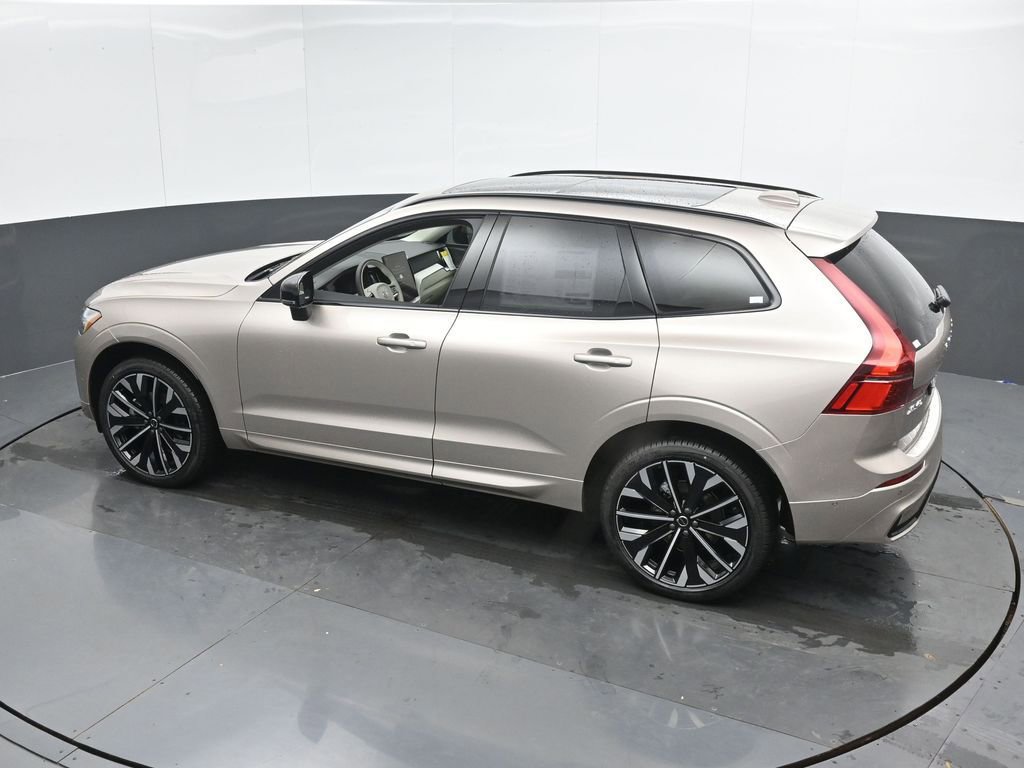 New 2026 Volvo XC60 B5 Ultra w/ Protection Package Premier image 37