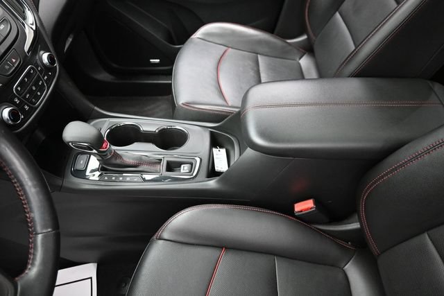 Used 2022 Chevrolet Equinox RS w/ RS Leather Package AWD/4WD image 29