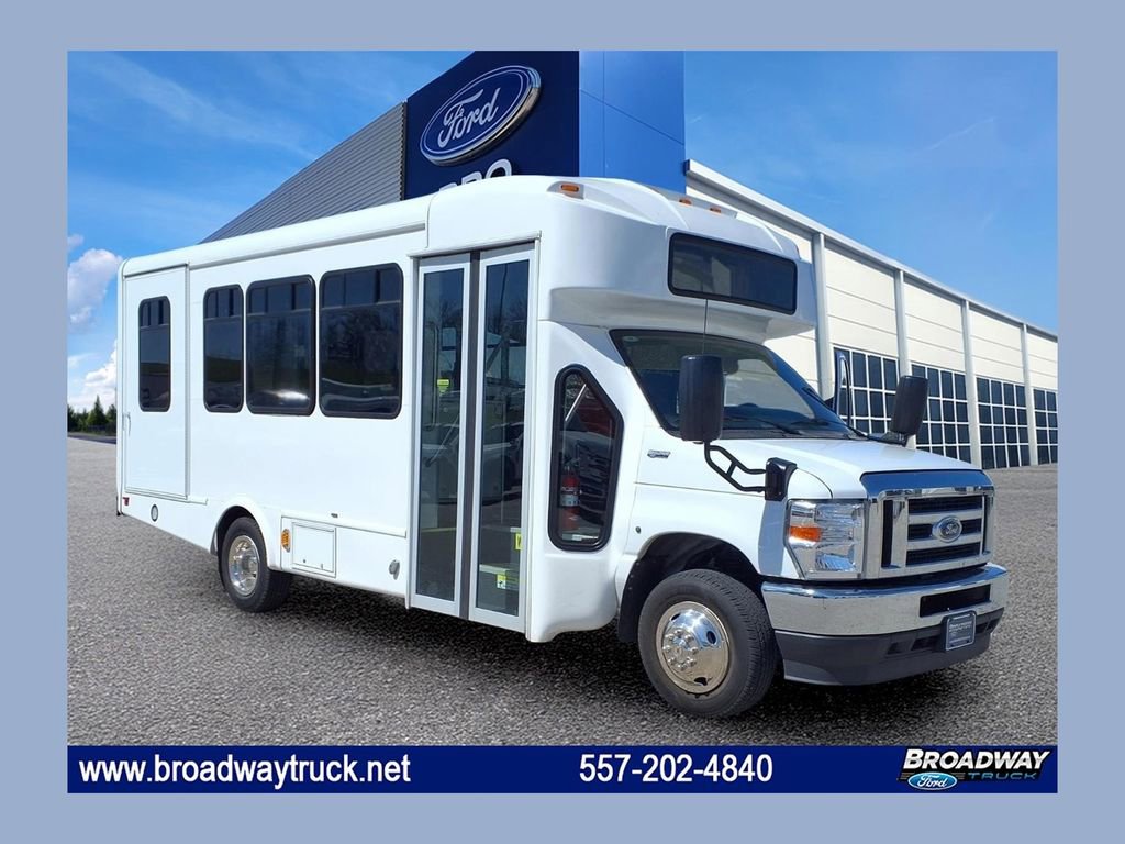 Used 2025 Ford E-450 and Econoline 450 Super Duty w/ Shuttle Bus Prep Package image 1