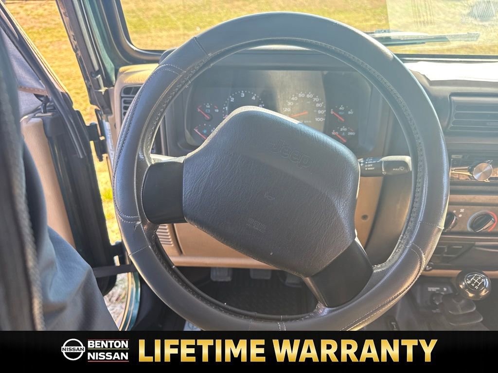 Used 2001 Jeep Wrangler SE image 15