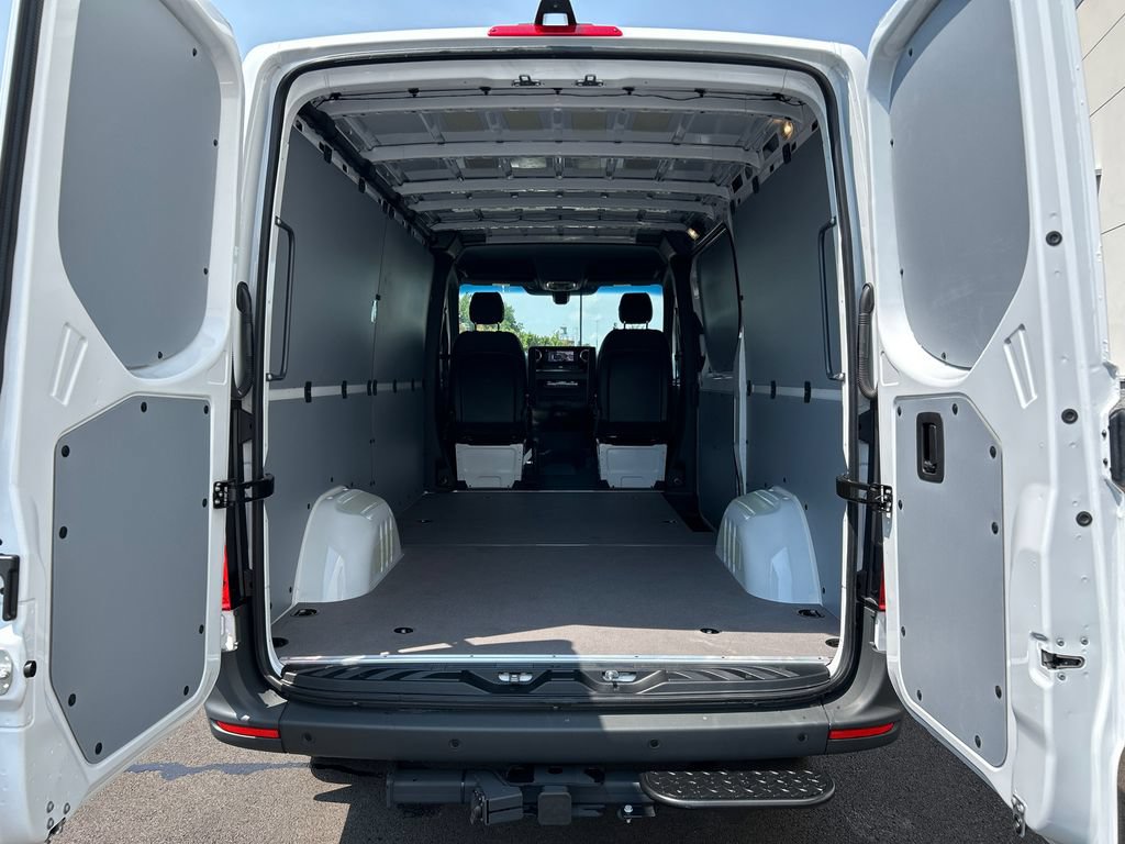 New 2026 Mercedes-Benz Sprinter 2500 image 7