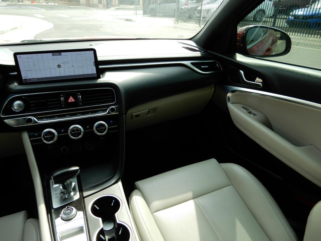 Used 2022 Genesis G70 2.0T image 20