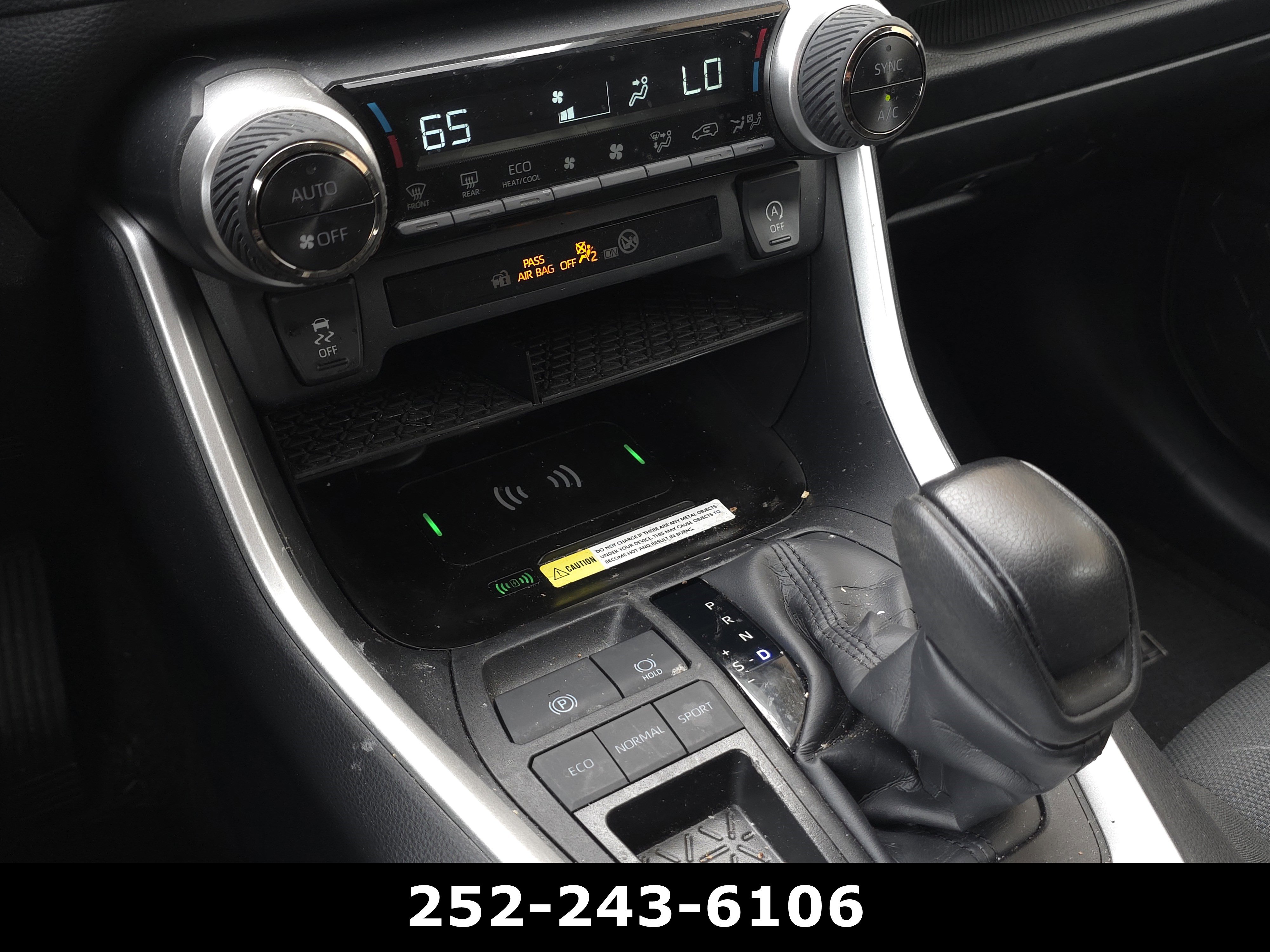 Used 2024 Toyota RAV4 XLE w/ Convenience Package image 13