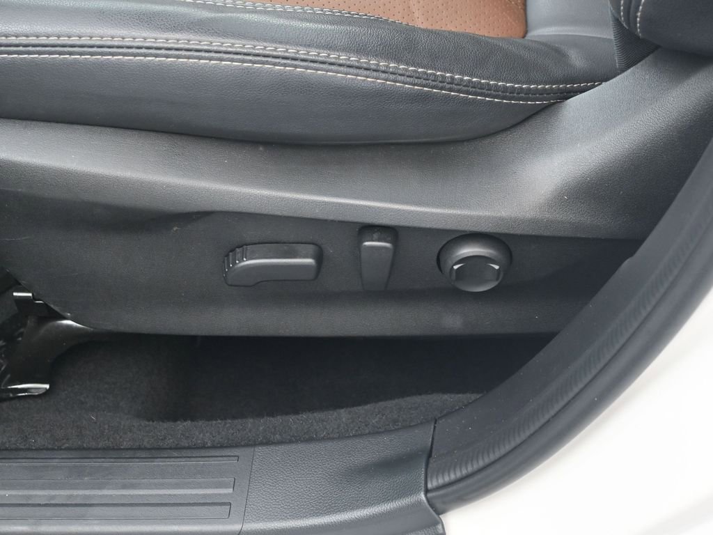 Used 2023 Subaru Forester Touring image 15
