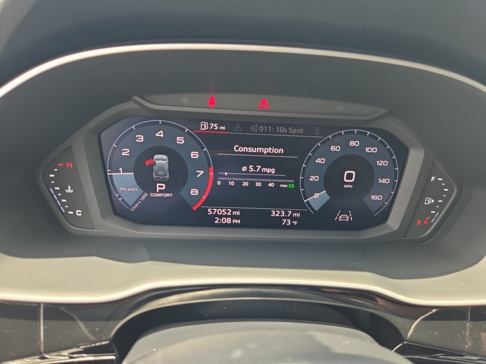 Used 2019 Audi Q3 2.0T Premium Plus w/ Premium Plus Package AWD/4WD image 14
