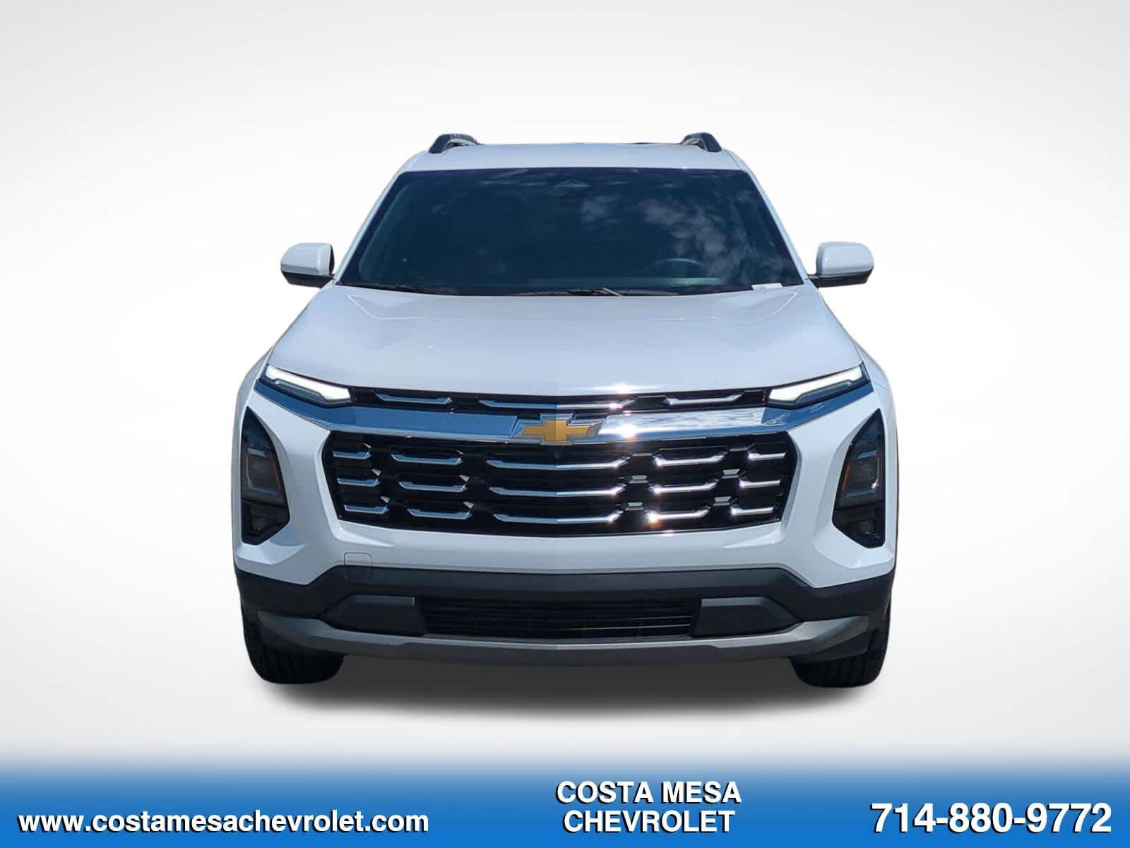 Used 2025 Chevrolet Equinox LT w/ Convenience Package II FWD image 2