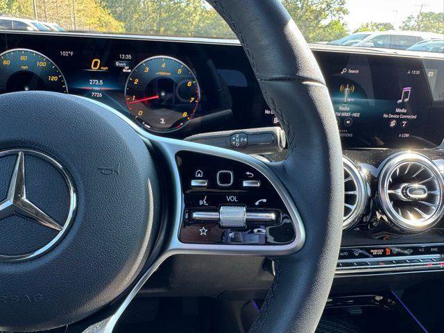 Certified 2023 Mercedes-Benz GLB 250 image 12
