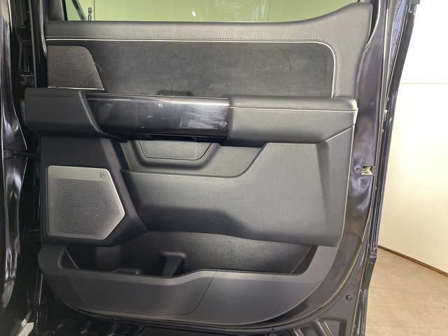 Used 2023 Ford F150 Lightning Platinum image 14