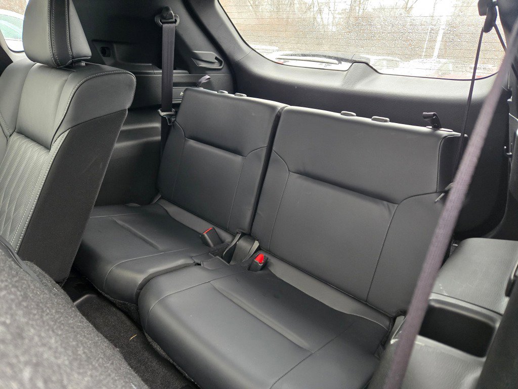 Used 2025 Mitsubishi Outlander SEL image 18