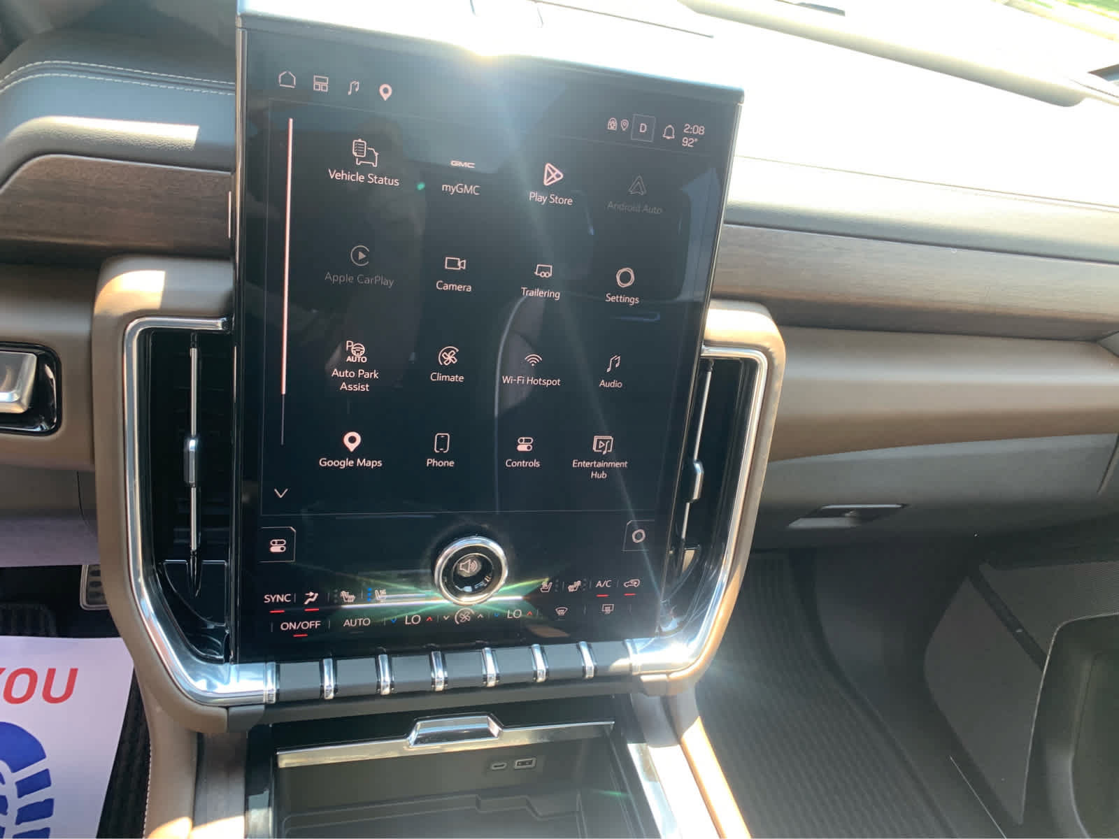 Used 2025 GMC Yukon Denali Ultimate AWD/4WD image 19
