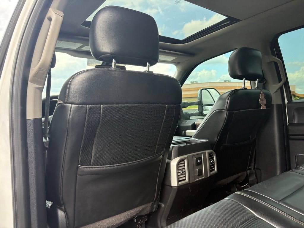 Used 2017 Ford F250 Lariat w/ Lariat Ultimate Package AWD/4WD image 17