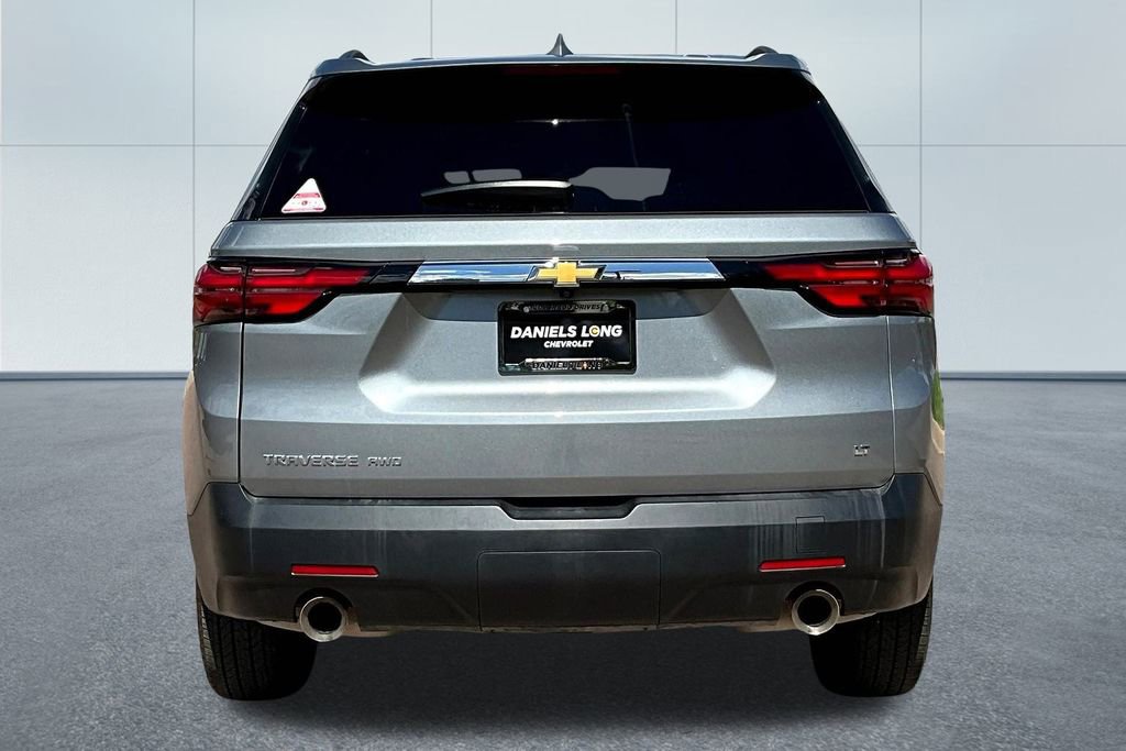 Used 2023 Chevrolet Traverse LT image 4