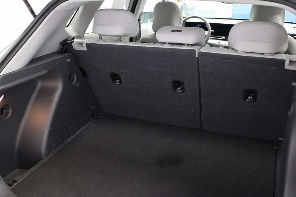 Certified 2025 Hyundai Kona SEL FWD image 14
