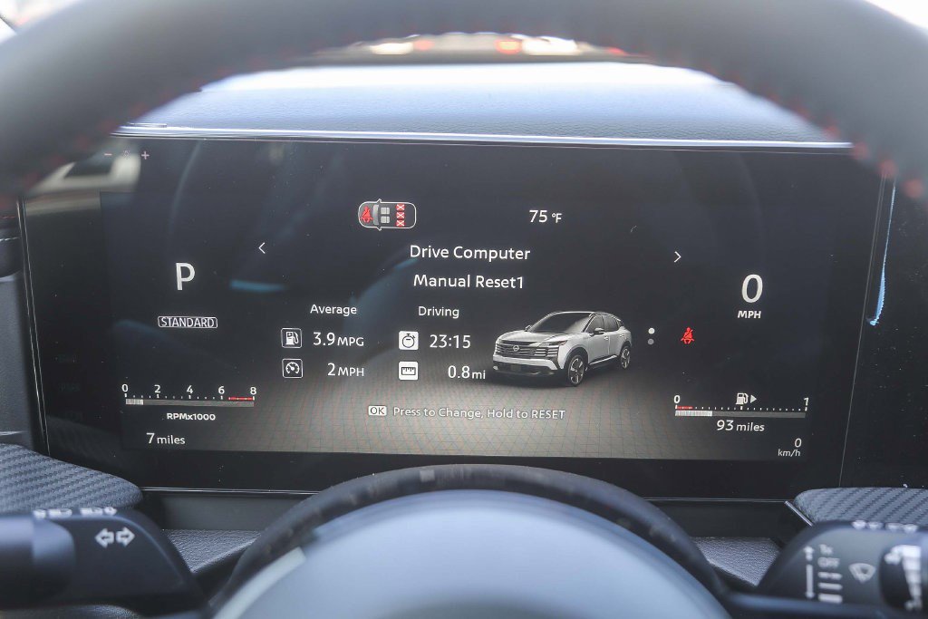 New 2026 Nissan Kicks SR FWD image 23