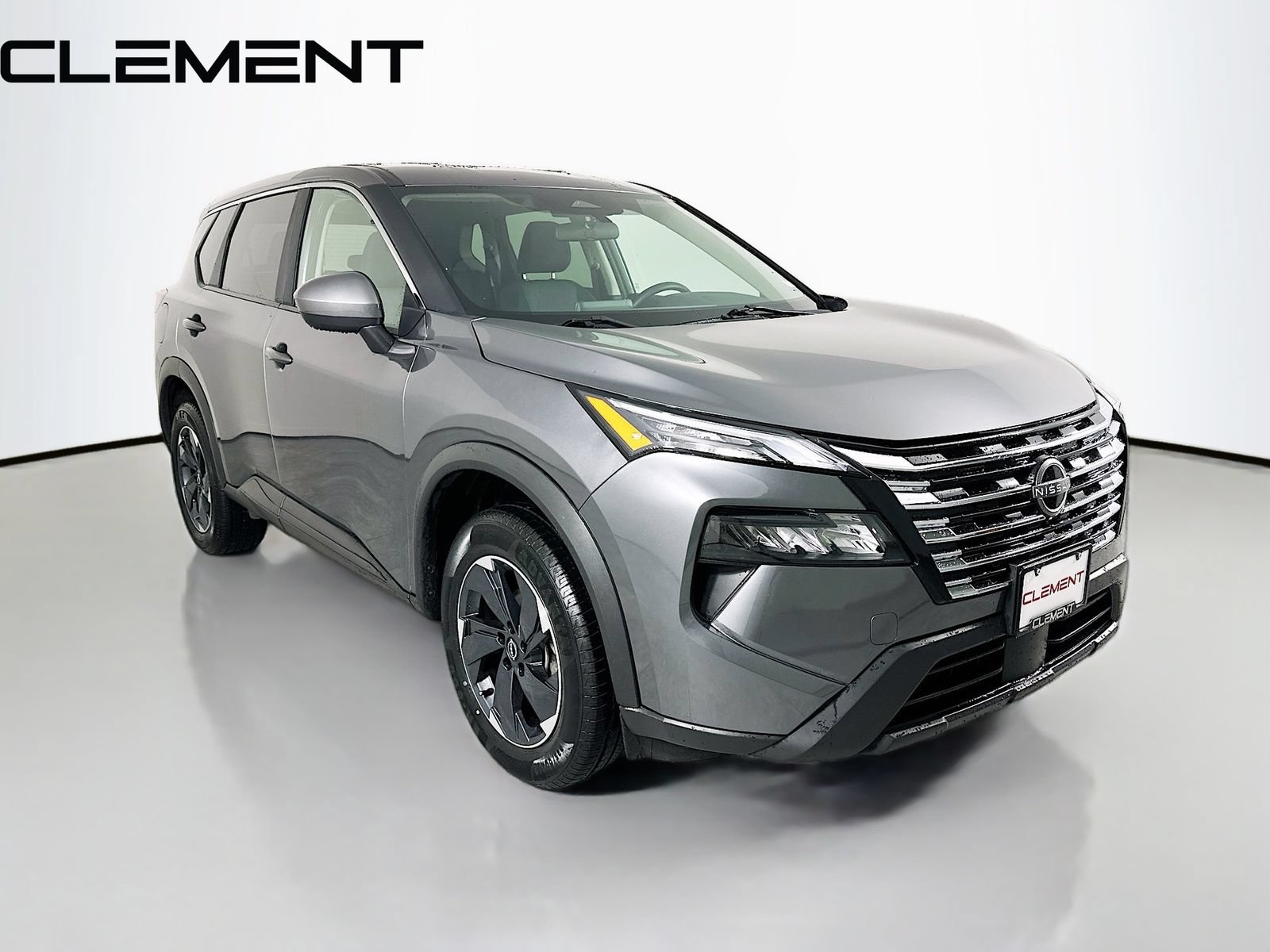 Used 2024 Nissan Rogue SV AWD/4WD image 5