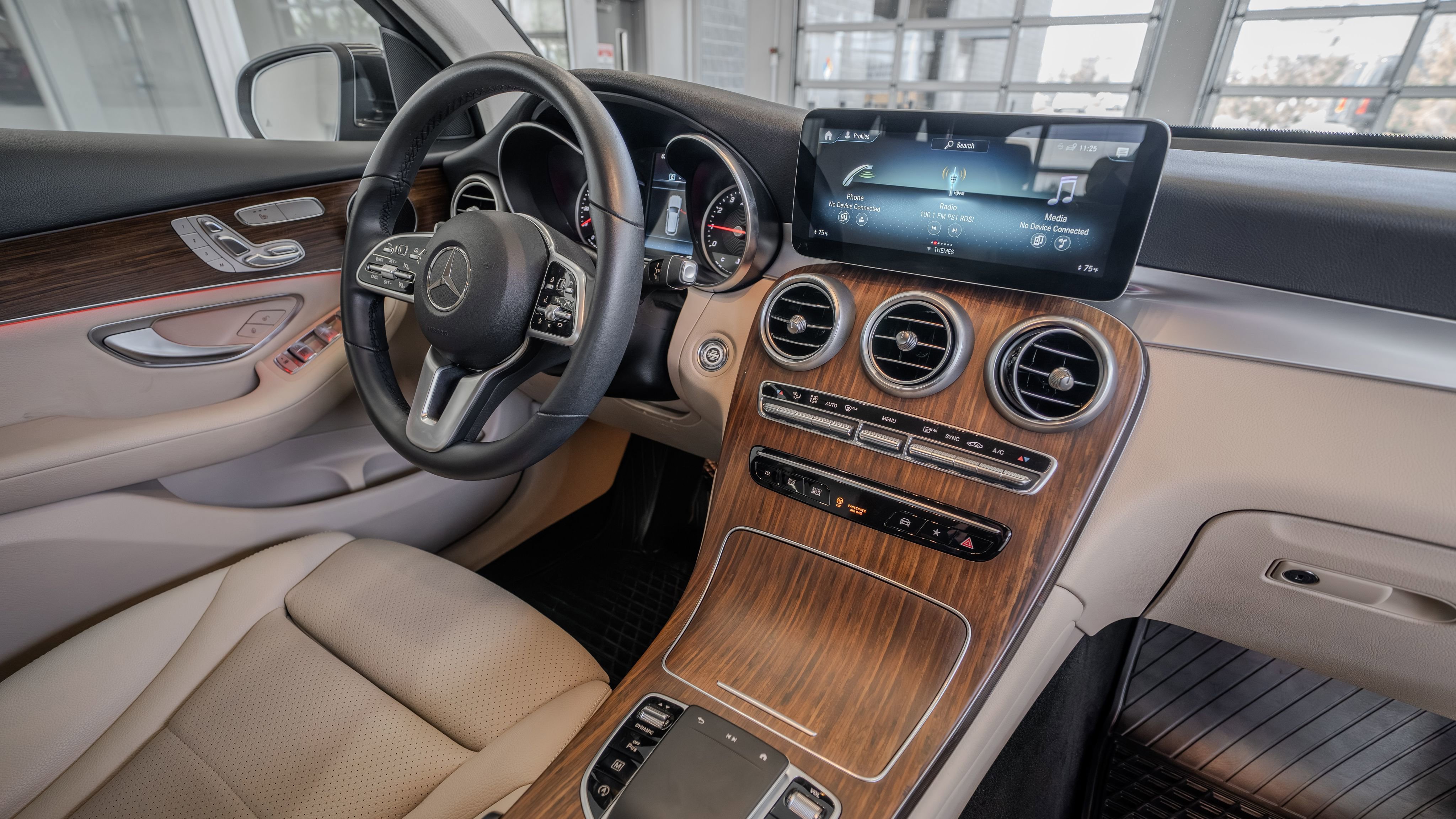 Certified 2022 Mercedes-Benz GLC 300 4MATIC image 19