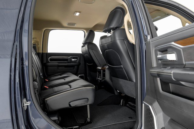 Used 2022 RAM 3500 Laramie AWD/4WD image 39