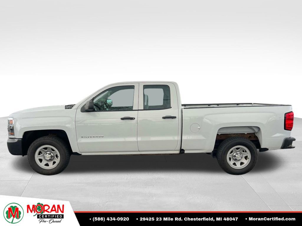 Used 2018 Chevrolet Silverado 1500 W/T w/ Trailering Package RWD image 2