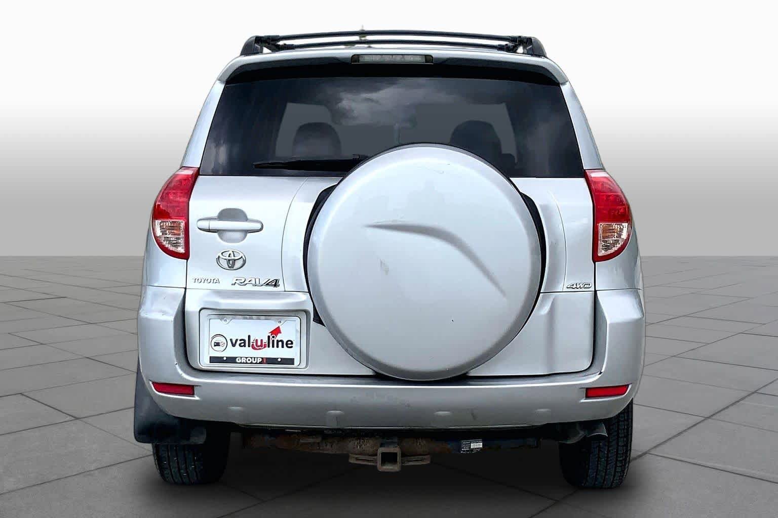 Used 2007 Toyota RAV4 Limited AWD/4WD image 4