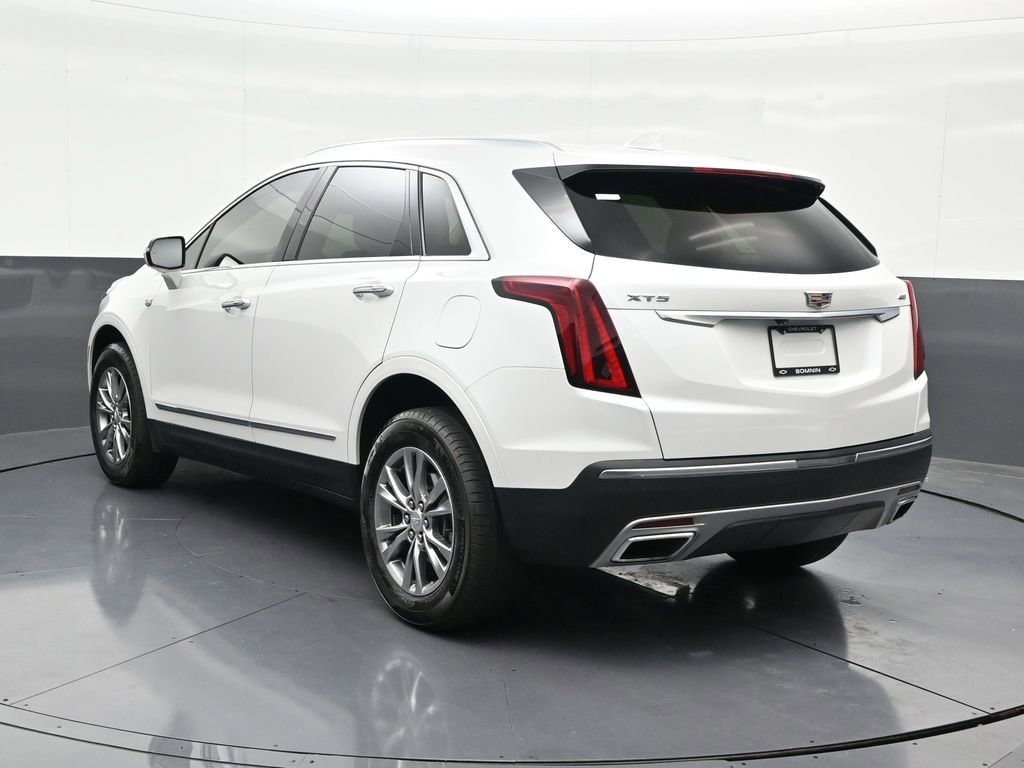 Used 2023 Cadillac XT5 Premium Luxury FWD image 3