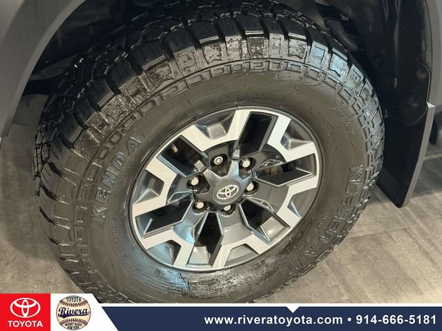 Used 2021 Toyota Tacoma TRD Off-Road AWD/4WD image 9