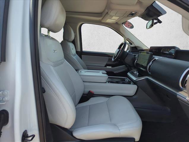 Certified 2025 Ford Expedition Max Platinum image 22