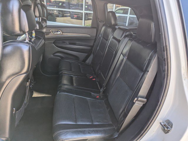 Used 2017 Jeep Grand Cherokee Limited w/ Luxury Group II AWD/4WD image 27