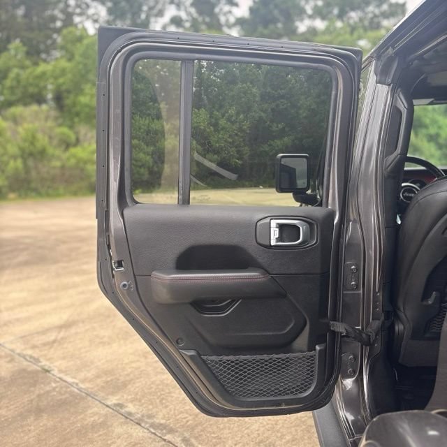 Used 2021 Jeep Wrangler Unlimited Rubicon AWD/4WD image 24