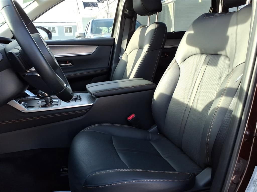 Certified 2025 MAZDA CX-90 Plug-In Hybrid w/Premium Sport image 13