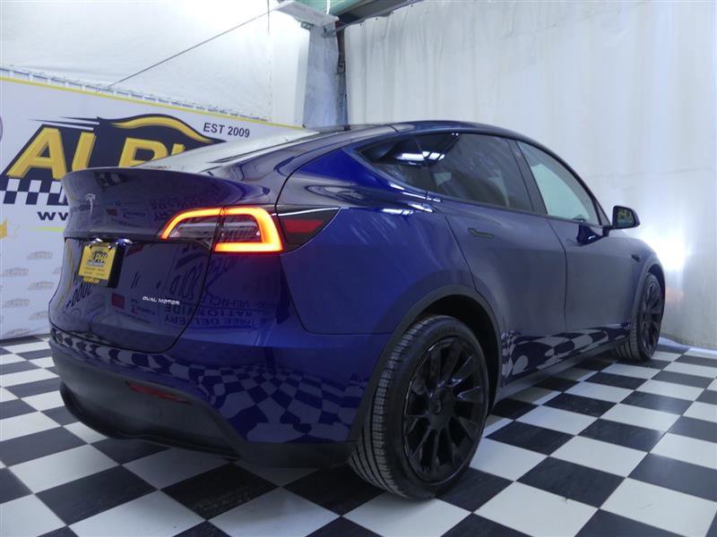 Used 2021 Tesla Model Y Long Range image 6