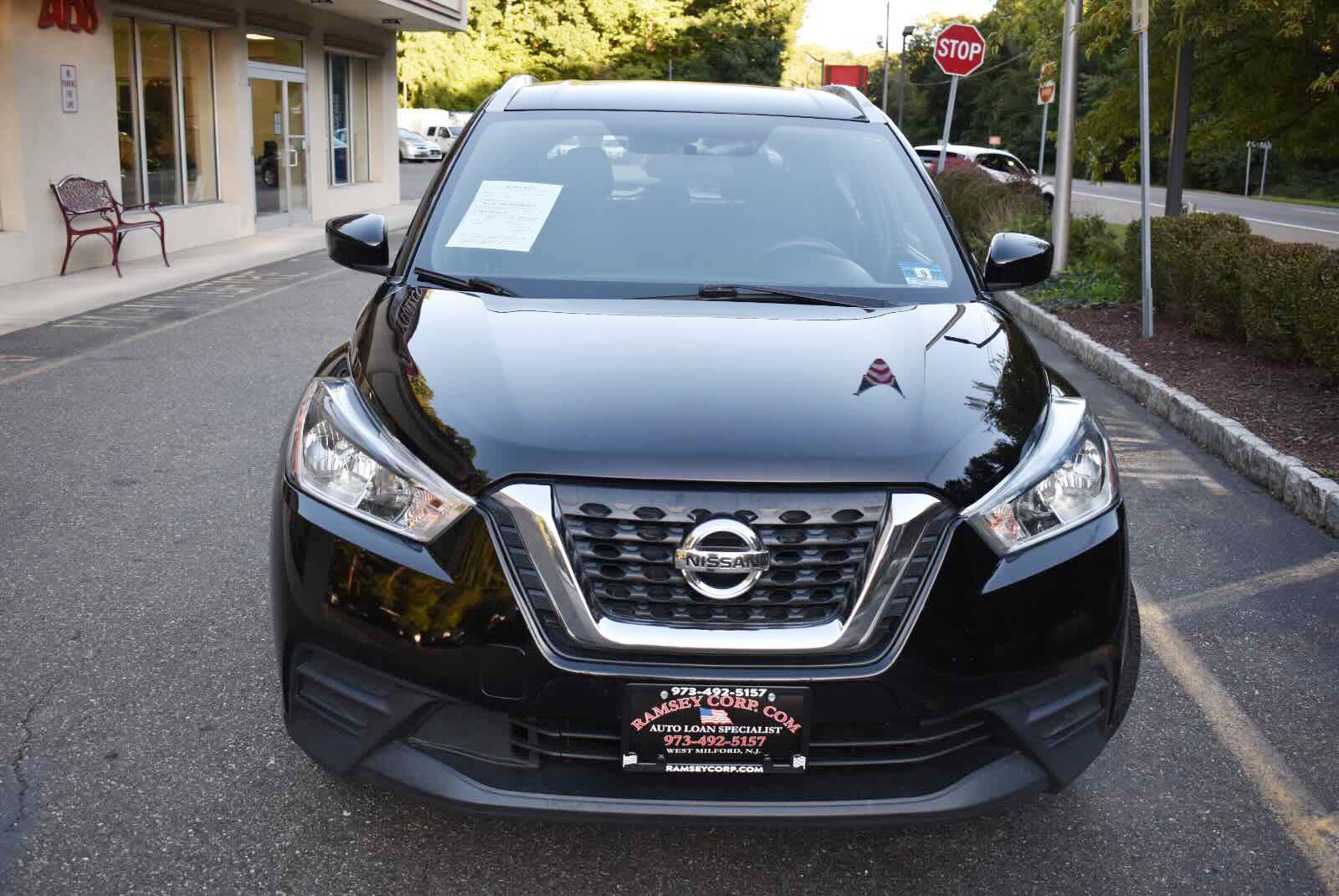 Used 2018 Nissan Kicks S FWD image 9