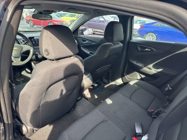Used 2025 Chevrolet Malibu LS image 12