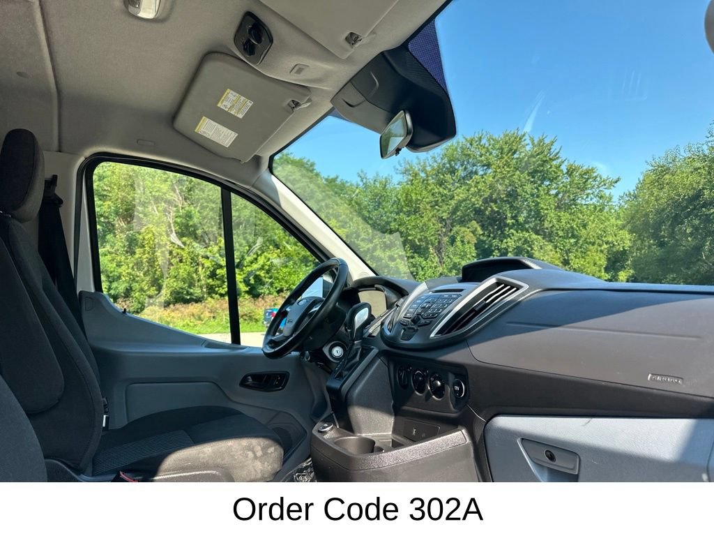 Used 2019 Ford Transit 150 XLT RWD image 18