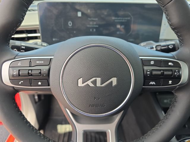 Used 2025 Kia K5 EX image 40