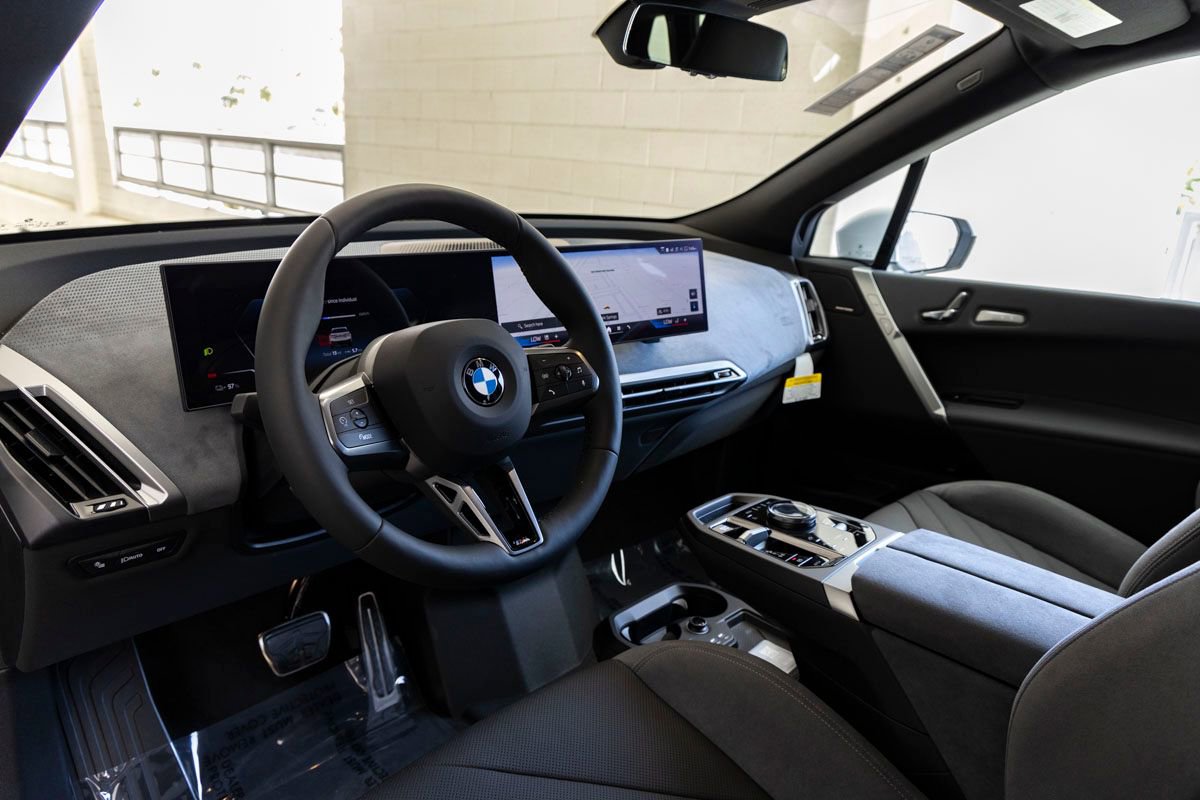 New 2026 BMW iX xDrive45 w/ M Sport Package image 15