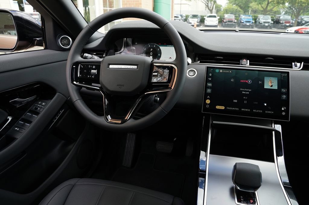 New 2026 Land Rover Range Rover Evoque S AWD/4WD image 15
