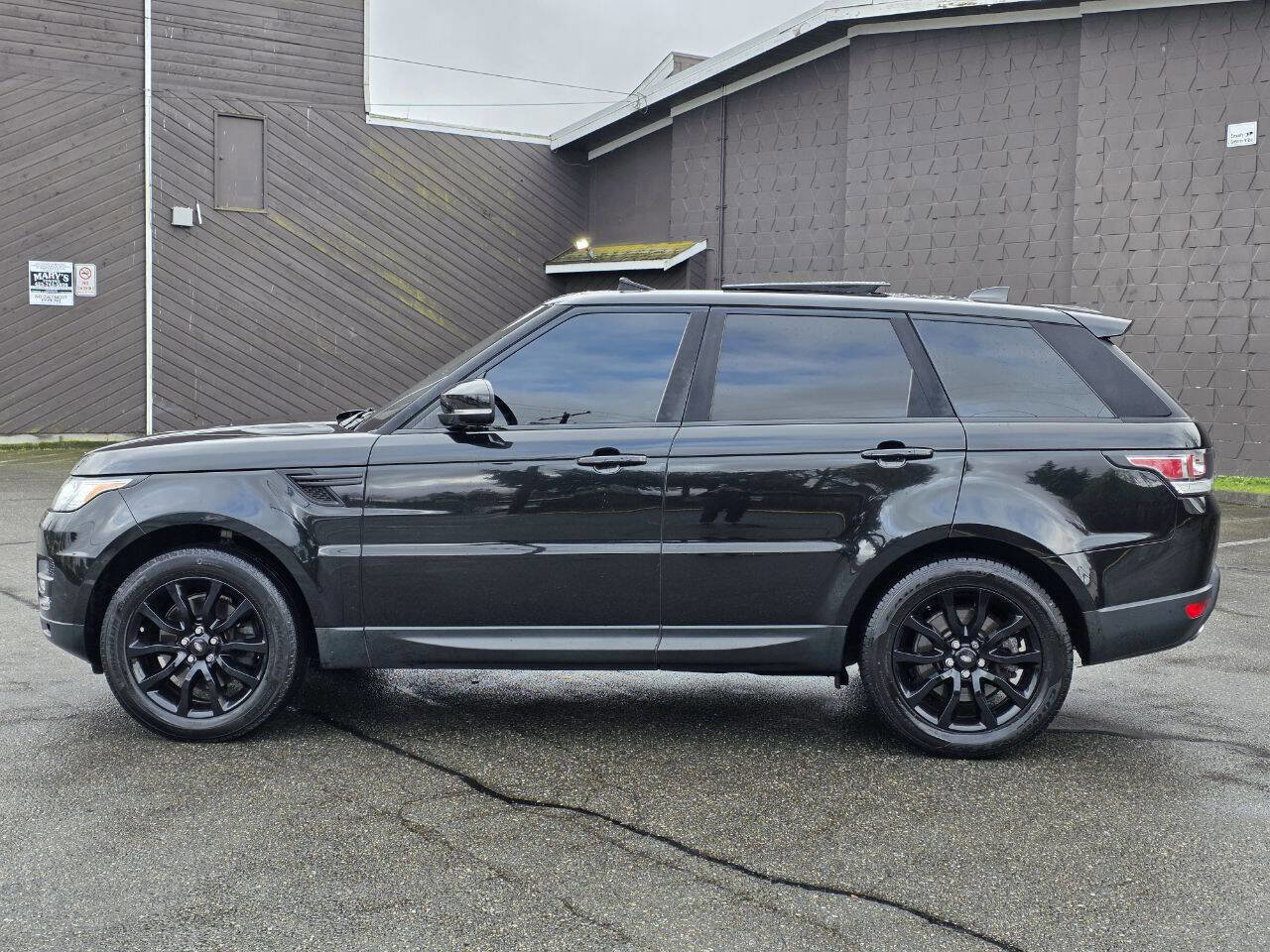 Used 2017 Land Rover Range Rover Sport HSE AWD/4WD image 8