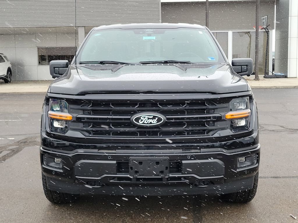 New 2025 Ford F150 XLT w/ Equipment Group 302A MID image 2