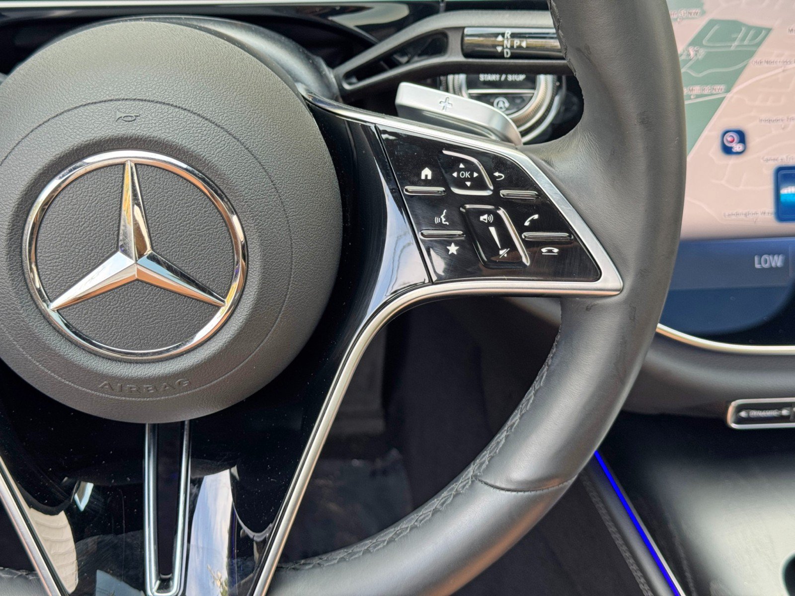Used 2025 Mercedes-Benz E 350 4MATIC Sedan w/ Multicontour Seating Package image 24