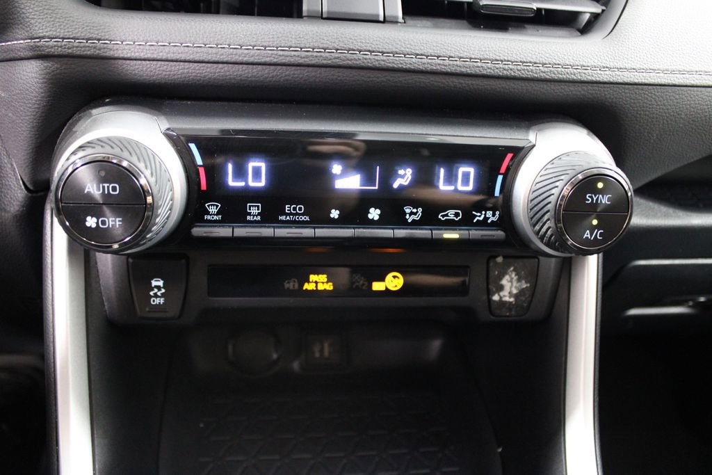 Used 2024 Toyota RAV4 AWD Hybrid image 43