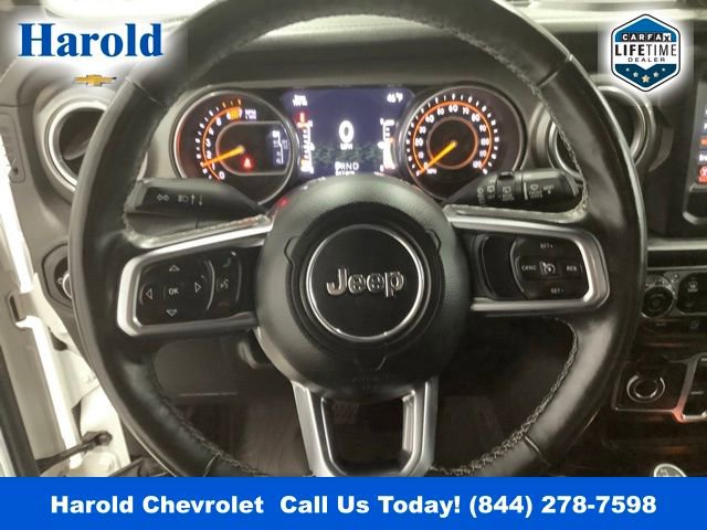 Used 2018 Jeep Wrangler Unlimited Sahara w/ Cold Weather Group image 16