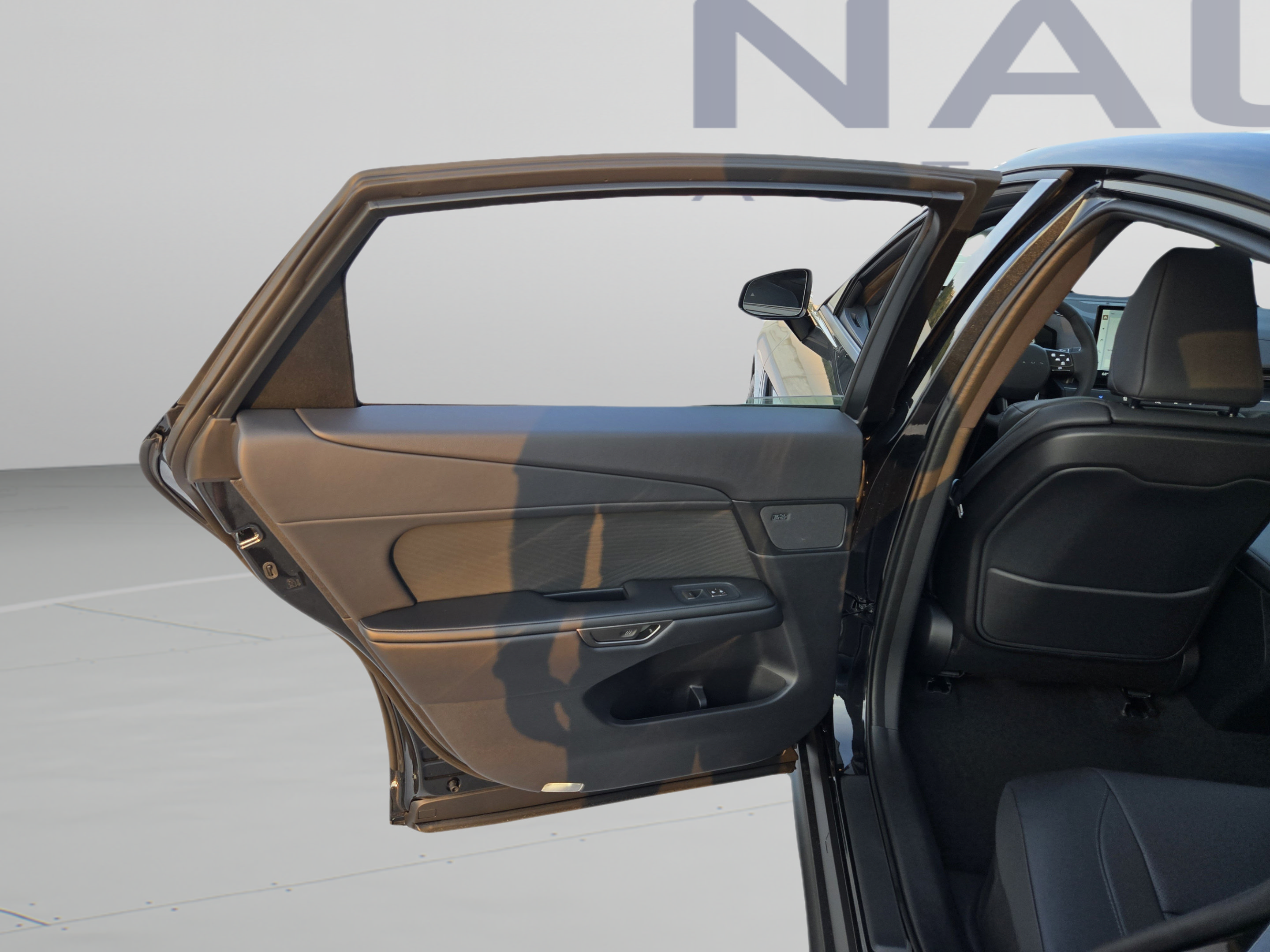 New 2026 Lexus ES 350h AWD w/ Accessory Package (Z2) image 18