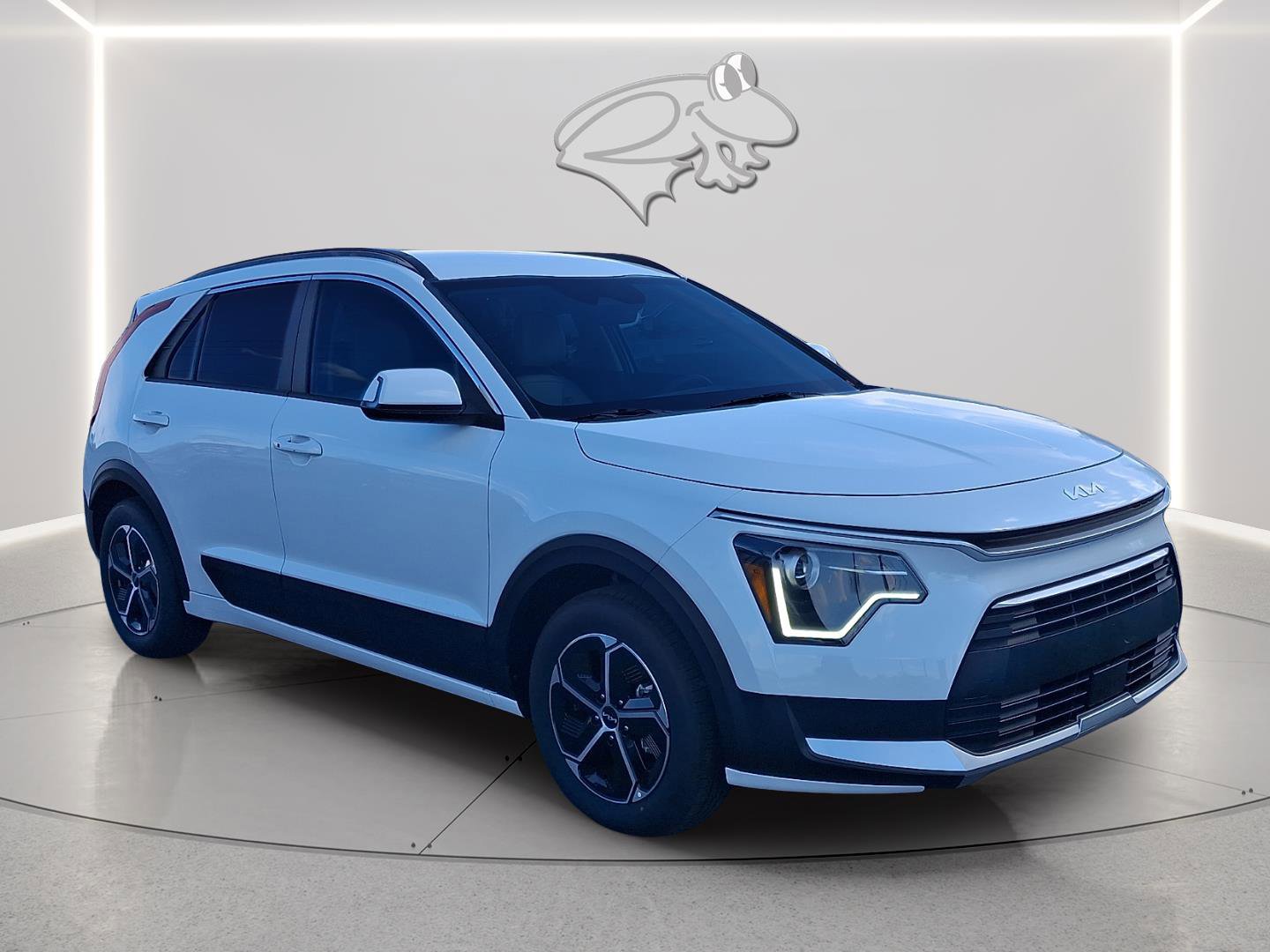 Used 2025 Kia Niro EX FWD image 6