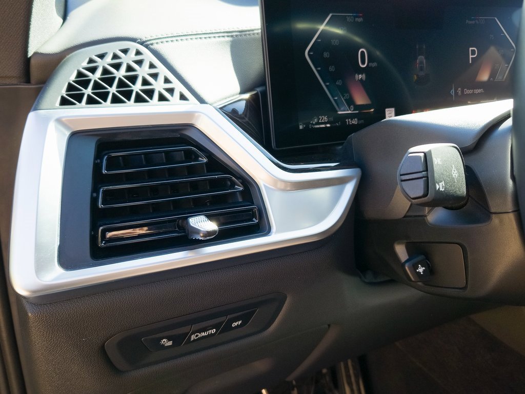 Used 2024 BMW X5 xDrive50e w/ M Sport Package image 13