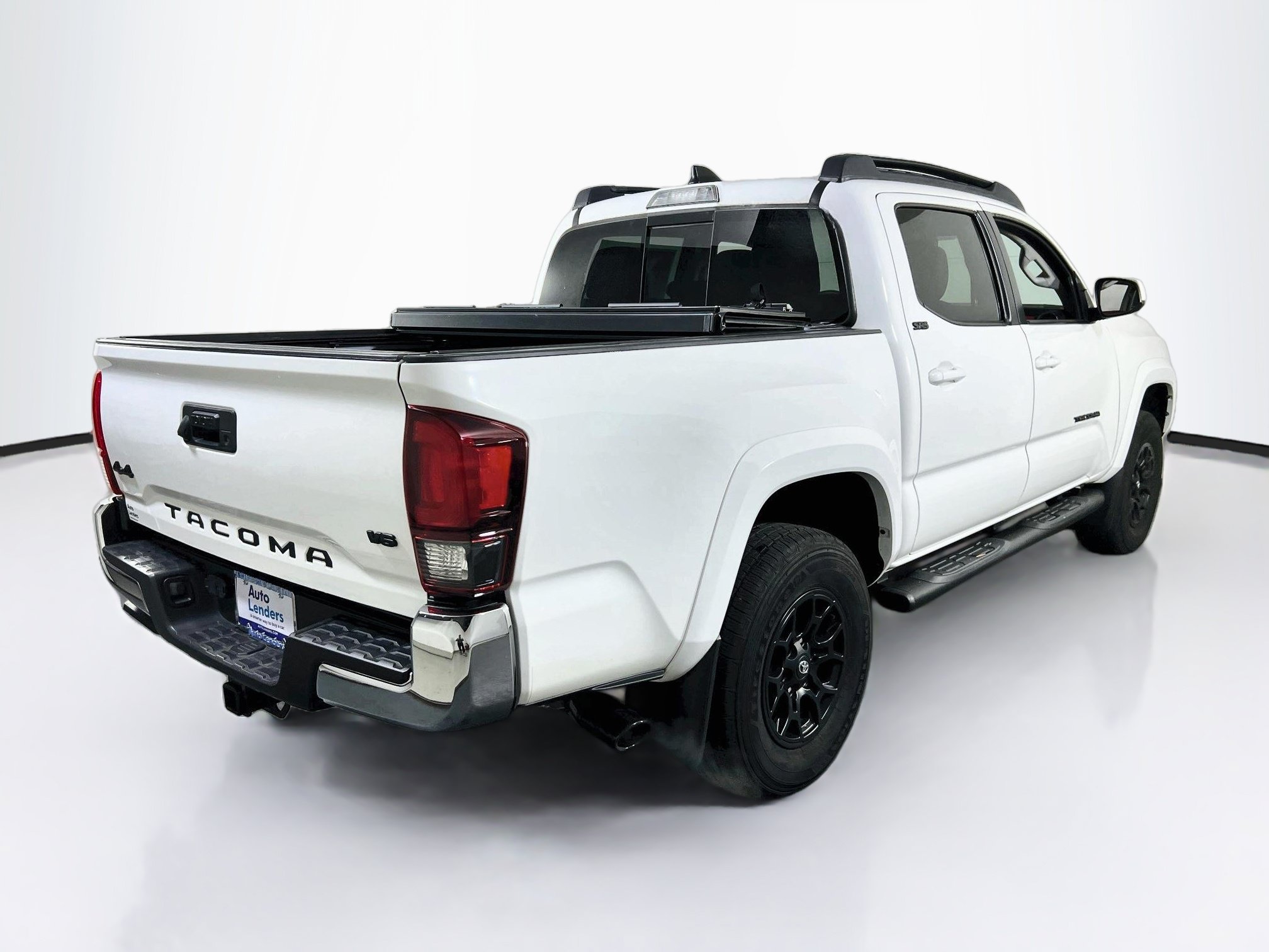 Used 2022 Toyota Tacoma SR5 AWD/4WD image 5