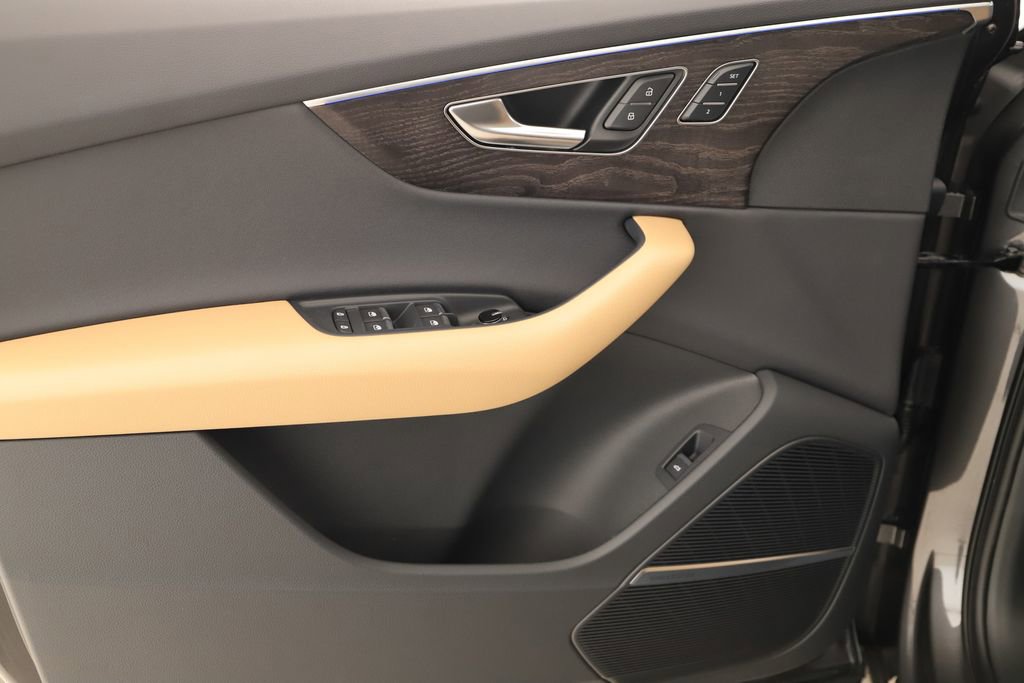 New 2026 Audi Q7 3.0T Premium Plus image 23