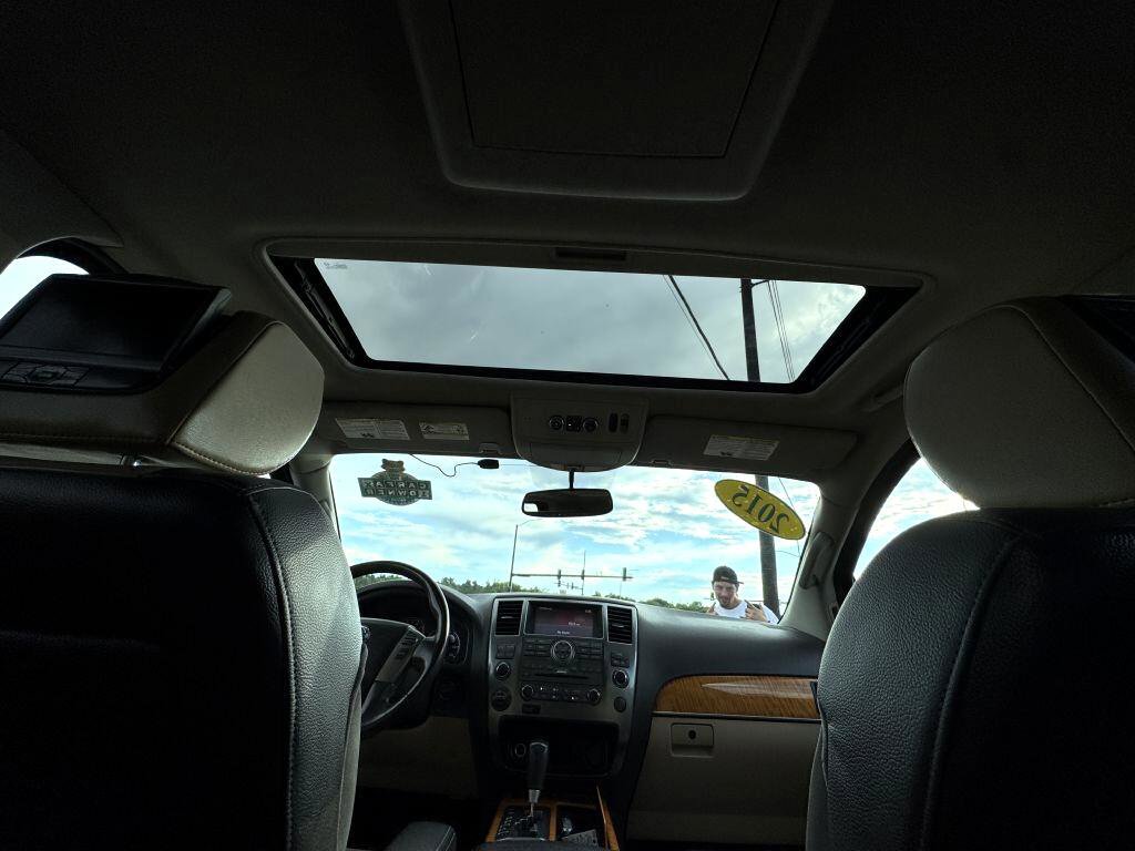 Used 2015 Nissan Armada Platinum image 25