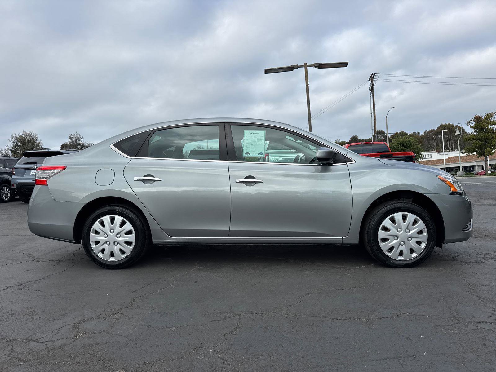 Used 2014 Nissan Sentra SV image 7