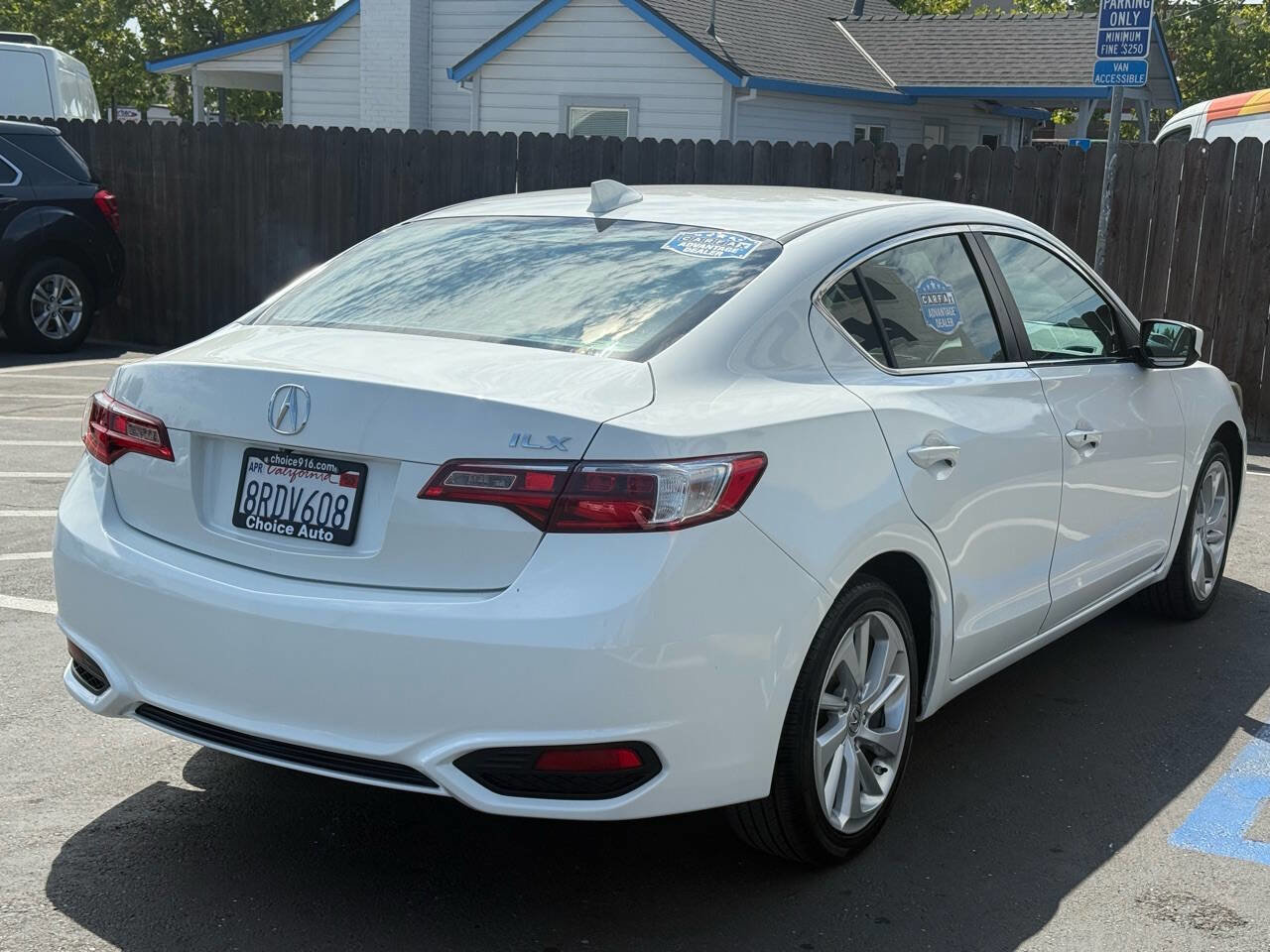 Used 2017 Acura ILX image 6