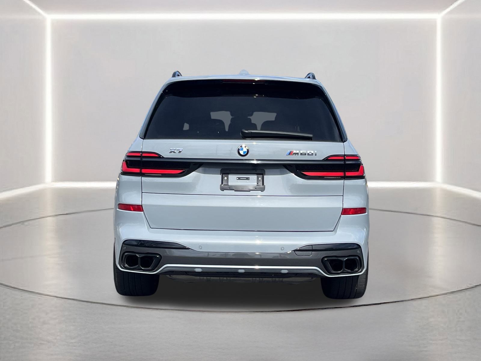Used 2026 BMW X7 M60i image 28